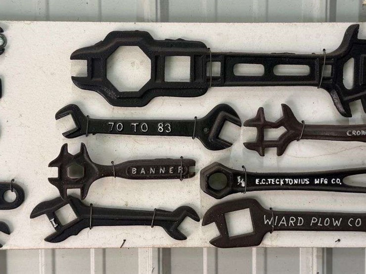 wrench-display-image-1