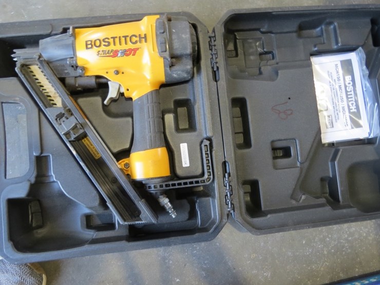 bostitch-mcn150-strap-shot-nailer-image-1