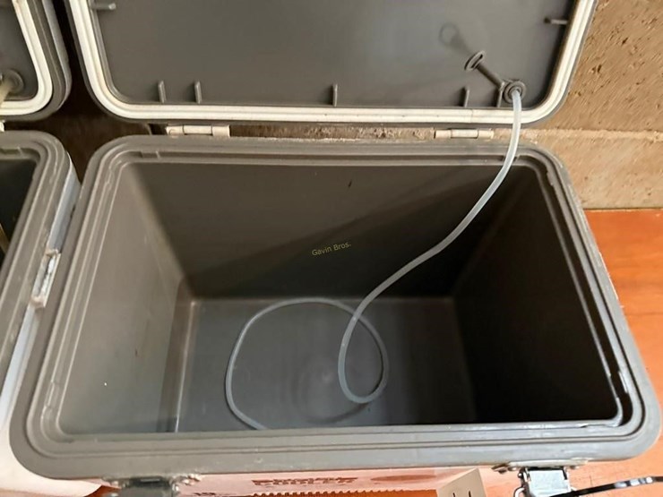 (2)-engel-live-bait-coolers-&-other-image-4