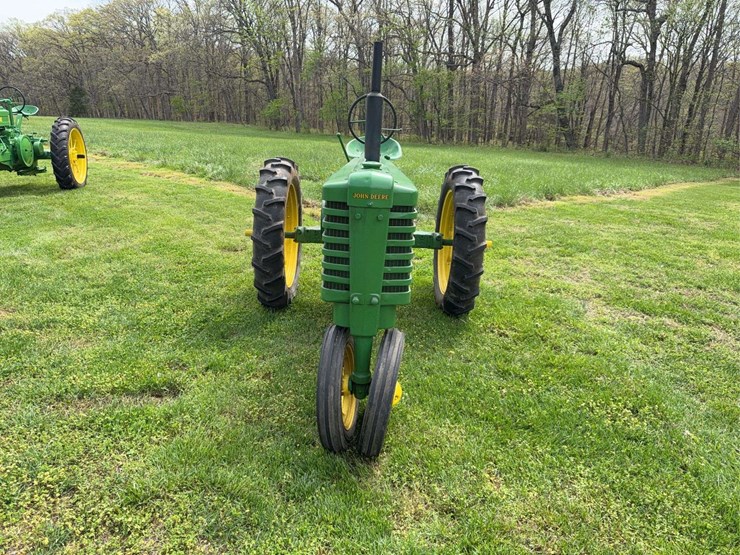 john-deere-h-image-8