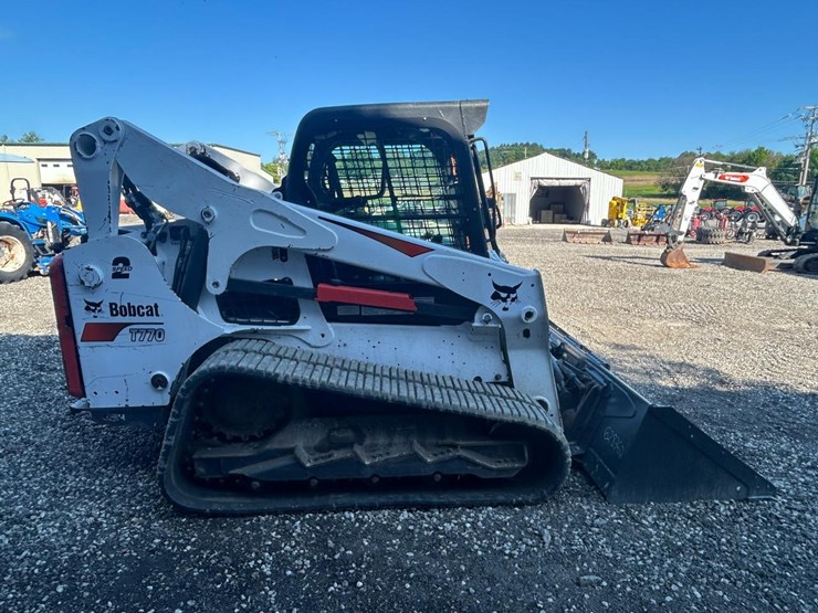 2021-bobcat-t770-image-5