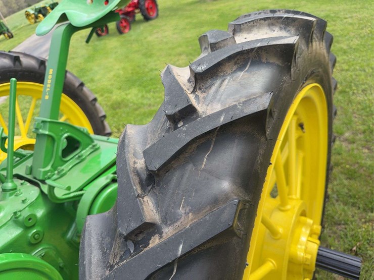 john-deere-b-image-17