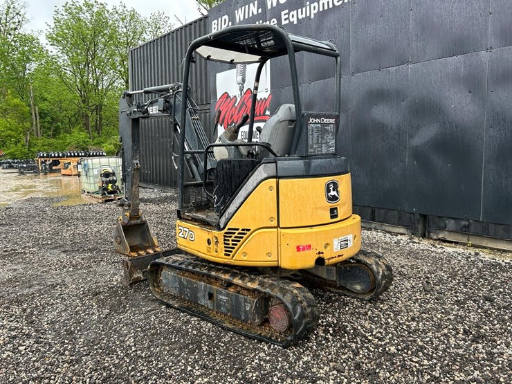 deere-27d-image-2