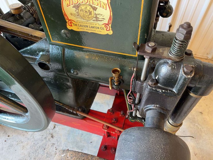 wisconsin-4-hp-side-shaft-engine-image-12