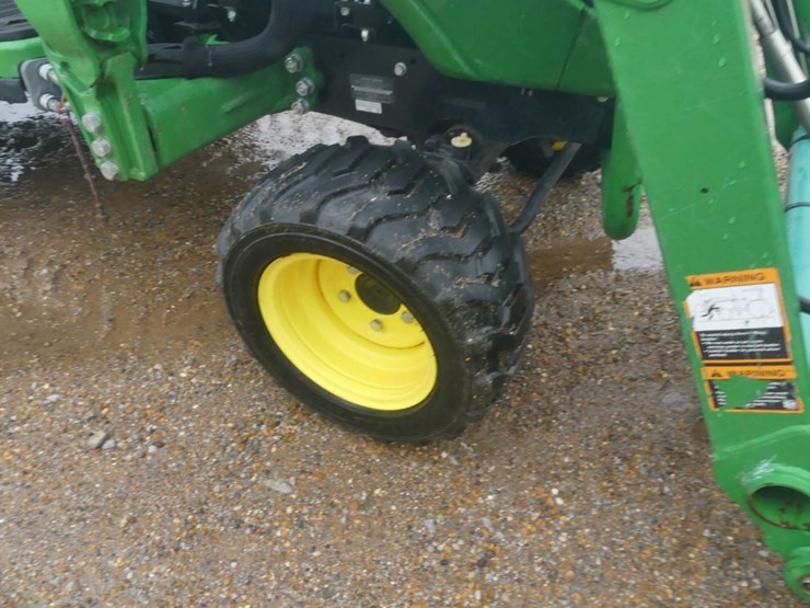 john-deere-1025r-image-10