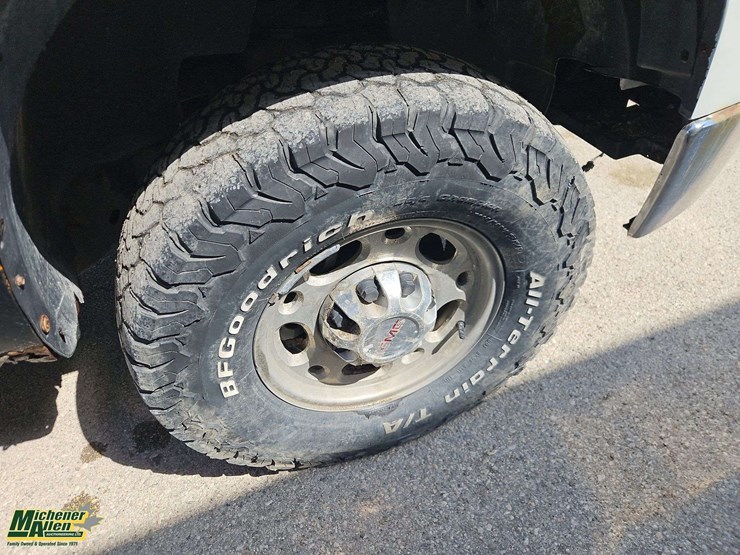 2007-gmc-sierra-2500hd-image-13