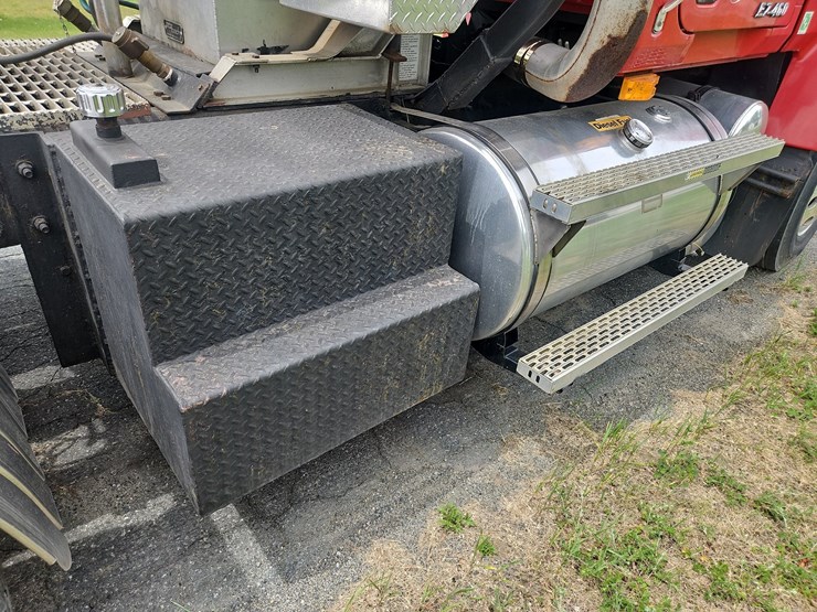2000-mack-ch613-image-23