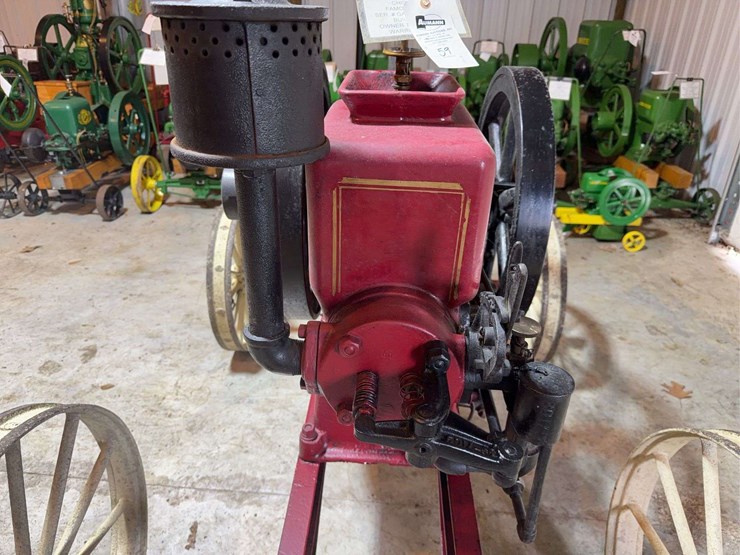 international-harvester-famous-2-1/2hp-image-9