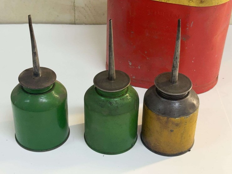 eagle-manufacturing-oil-can-and-john-deere-oiler-cans-image-4