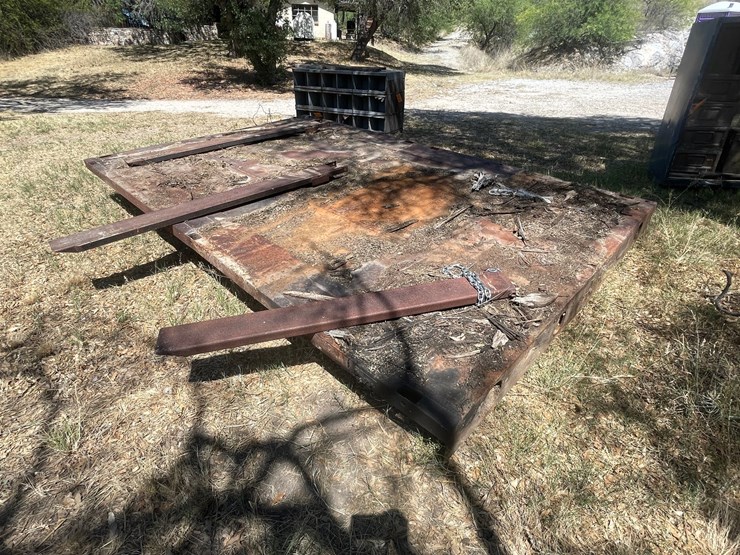 #1077-•-truck-flatbed-image-6