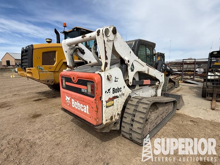 2013-bobcat-t870-image-4