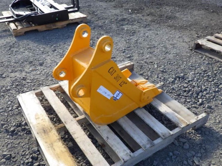 caterpillar-307-image-3