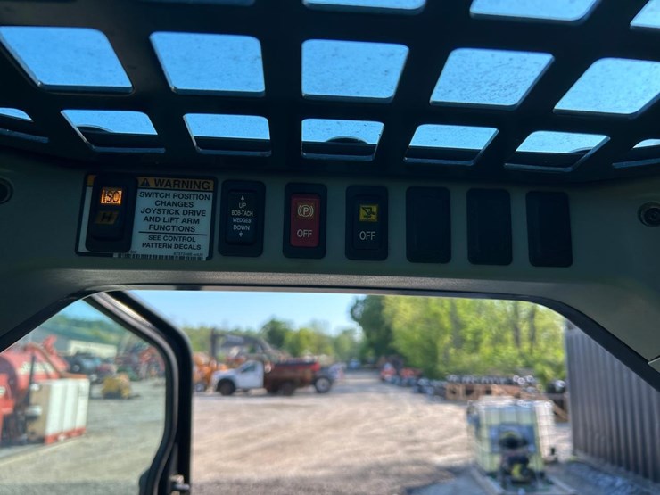 bobcat-t300-image-23