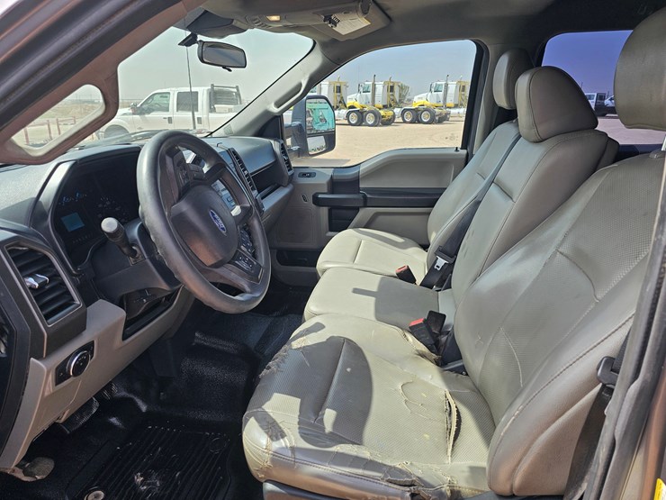 2022-ford-f250-image-7