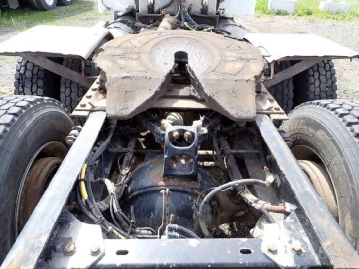 2016-kenworth-t880-image-53