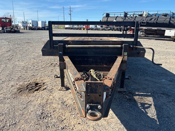 2006-legend-trailer-25ft-flatbed-dovetail-trailer-image-3