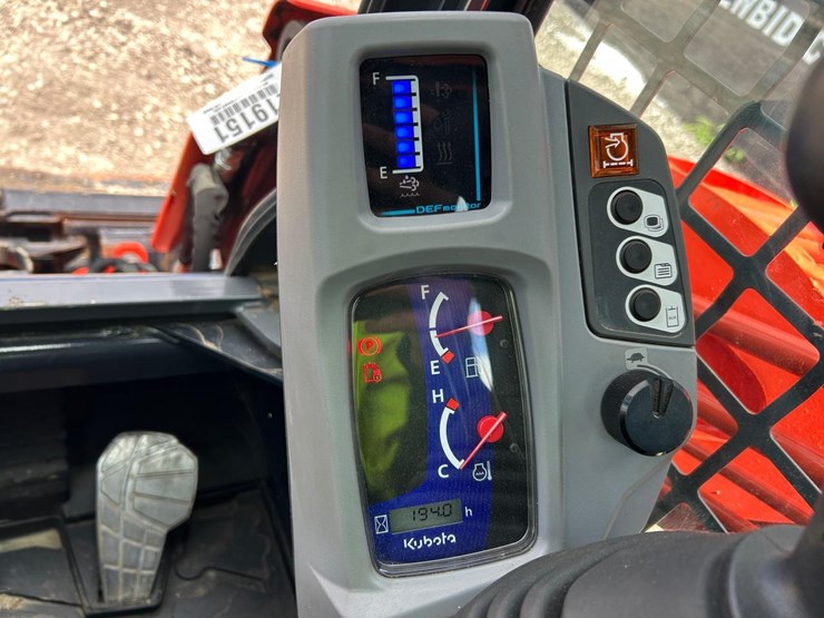 2024-kubota-svl97-2-image-20