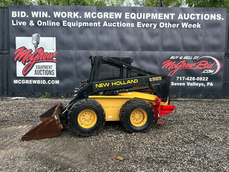 new-holland-lx985-image-1