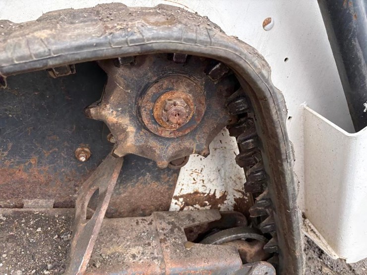 2018-bobcat-mt85-image-13