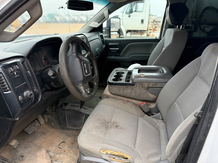 2019-gmc-sierra-2500hd-image-7