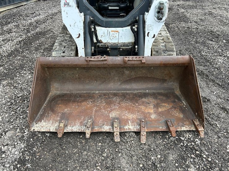 2019-bobcat-t590-image-9
