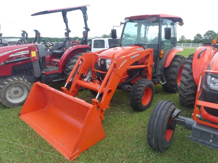 2023-kubota-l6060-image-1