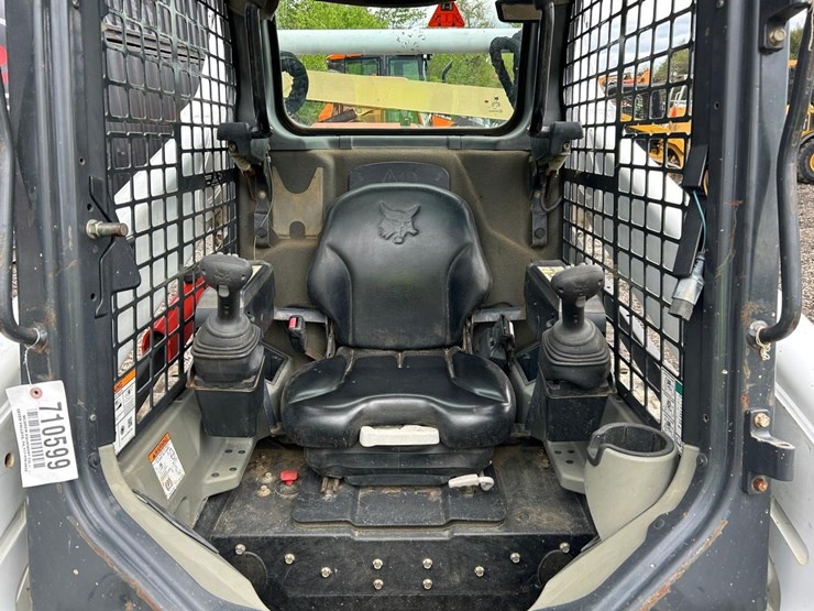 2019-bobcat-t590-image-12