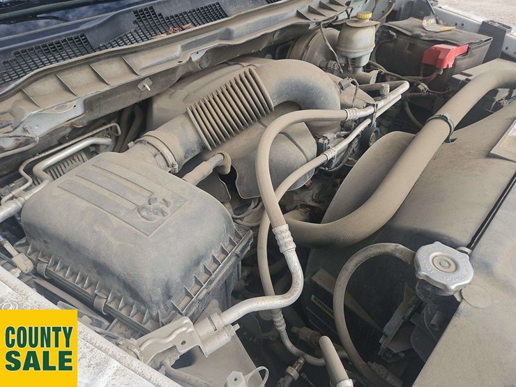 2014-dodge-1500-image-29