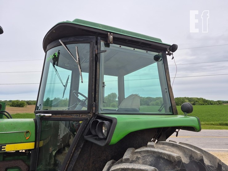 john-deere-4450-image-17