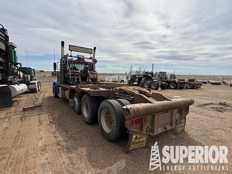 2009-peterbilt-388-image-5
