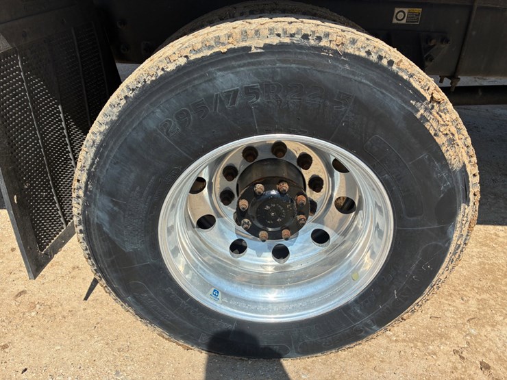 2017-kenworth-t270-image-10