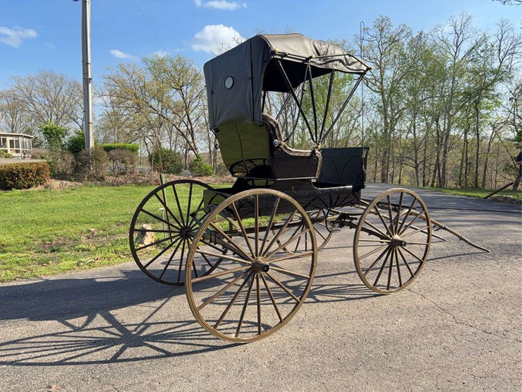 velie-carriage-image-3