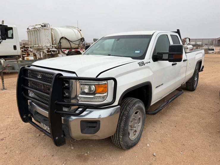 2019-gmc-sierra-2500hd-image-1