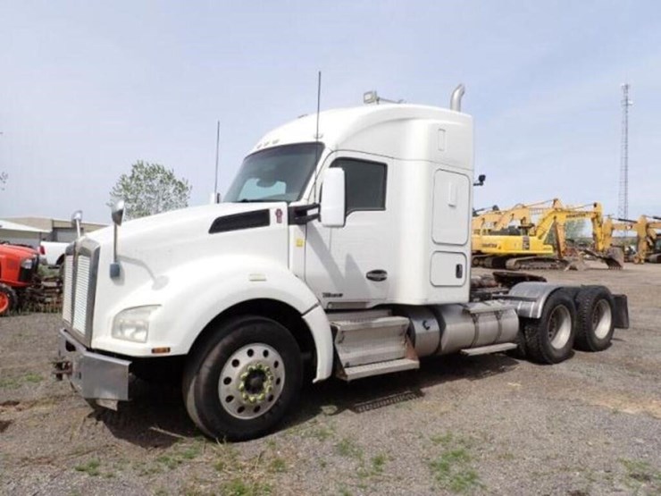 2016-kenworth-t880-image-1