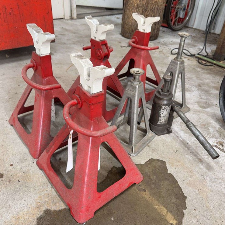 Group of Jack Stands