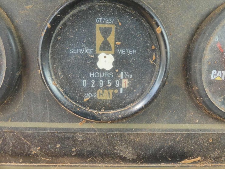 caterpillar-d4c-xl-image-16