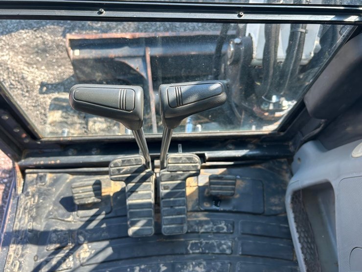 2018-bobcat-e63-image-19