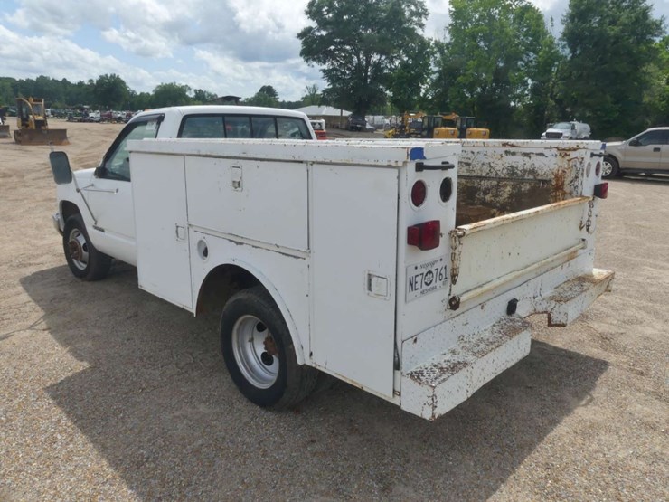 2010-ford-f350-image-4