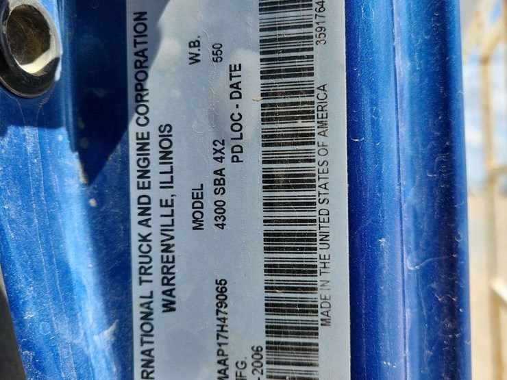 2007-international-durastar-4300-image-7