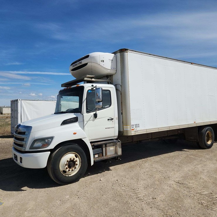 2016 HINO 308