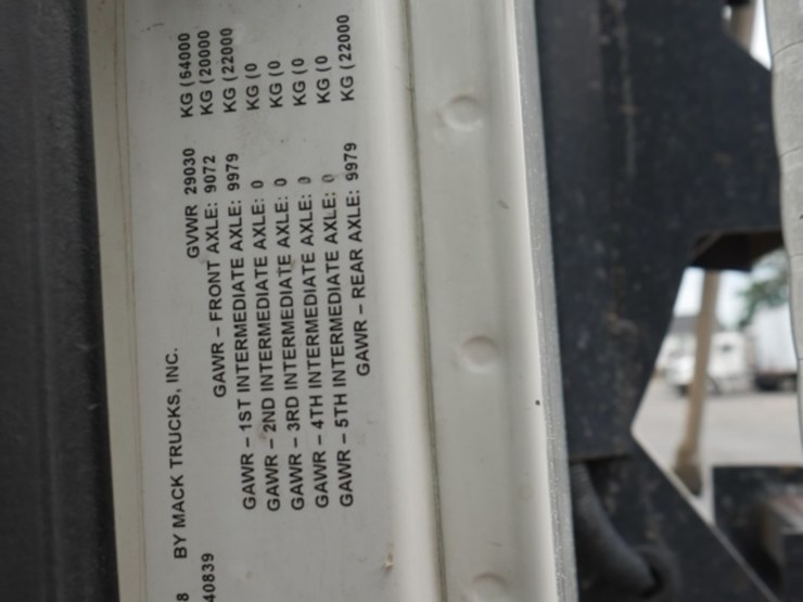 2019-mack-gu713-image-5
