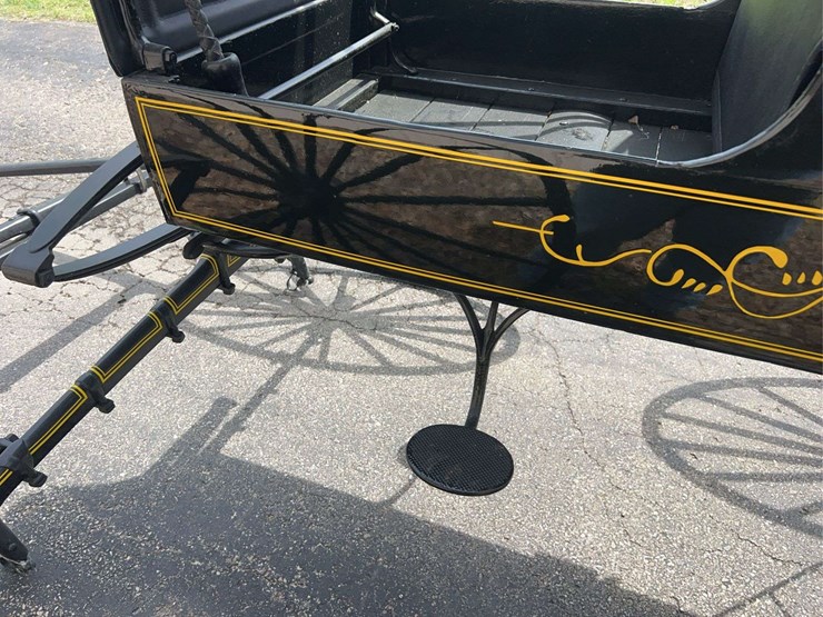 john-deere-reliance-buggy-image-12