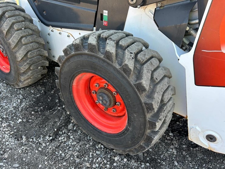 2020-bobcat-s76-image-15