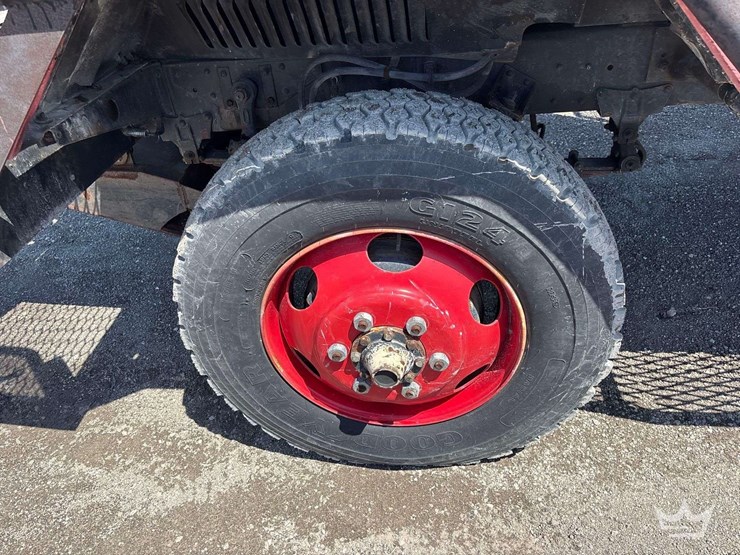 fire-and-ems-truck-image-31