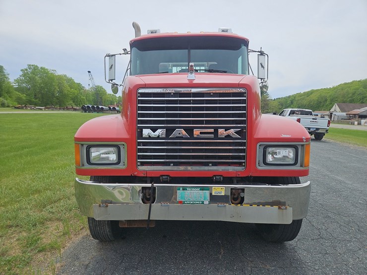 2000-mack-ch613-image-8