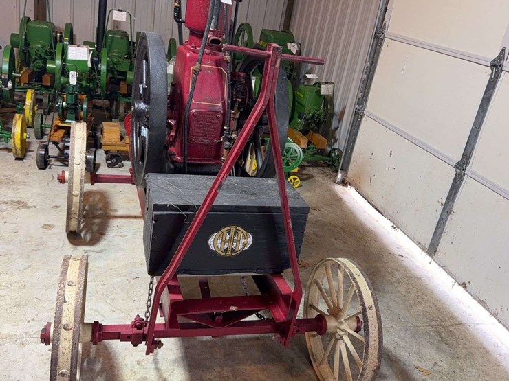international-harvester-3hp-image-2