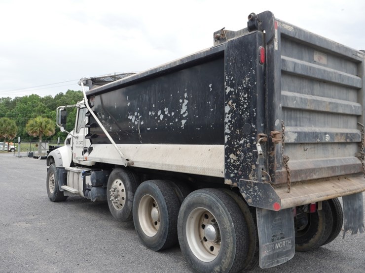 2019-mack-gu713-image-15