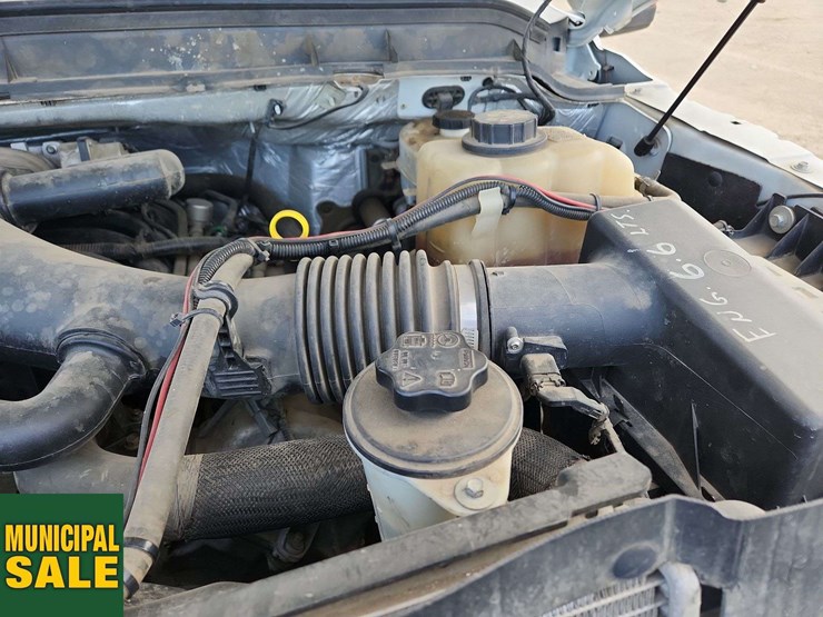 2011-ford-f550-image-32