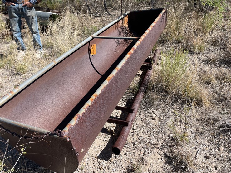 #1045-•-cattle-feeder-image-6