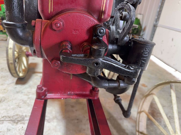 international-harvester-famous-2-1/2hp-image-10